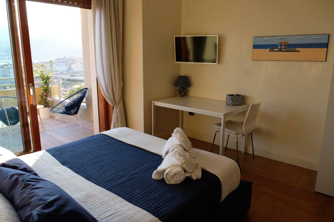 Suite Inn Salerno Eksteriør billede